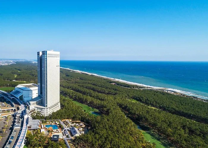 Phoenix Seagaia Ocean Tower