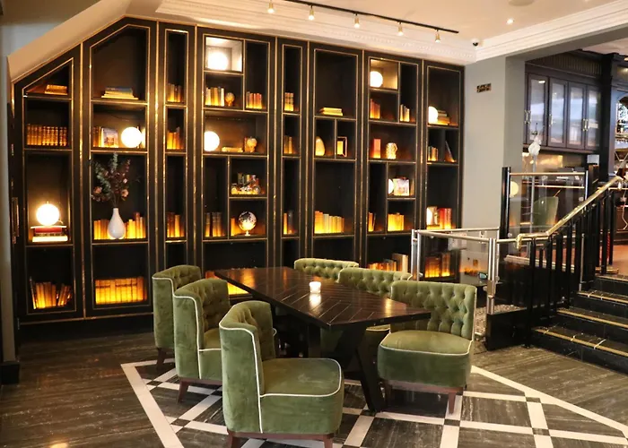 Iveagh Garden Hotel