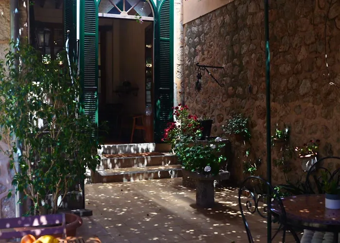 Hotel Casa Bougainvillea