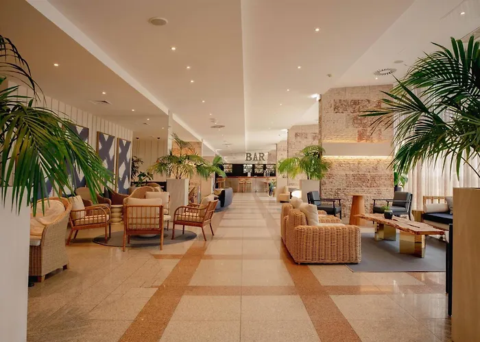 Tryp By Wyndham Lisboa Caparica Mar Hotel Costa da Caparica