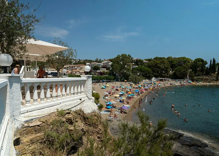 Hotel Grifeu Y Restaurant - Costa Brava Llançà