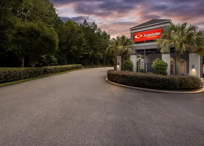 Econo Lodge Inn & Suites Cayce I-26 Airport