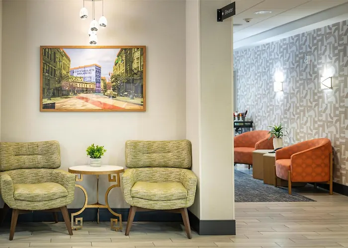Hampton Inn And Suites Downtown