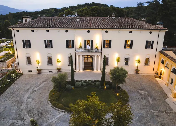 Palazzo Arzaga Hotel, Spa&Golf Resort Calvagese Della Riviera