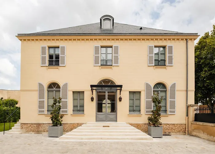 Hotel Les Lumieres - Relais & Chateaux Versailles
