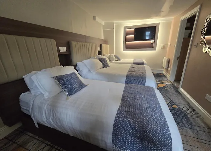Double Bedroom Studios