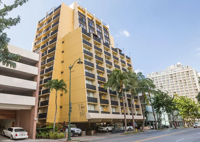Castle Bamboo Waikiki