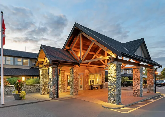 Best Western Plus Emerald Isle Hotel