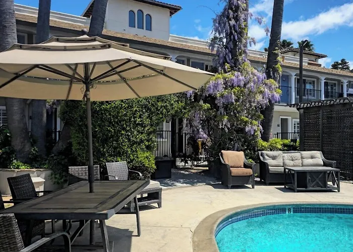 Bay Front Inn