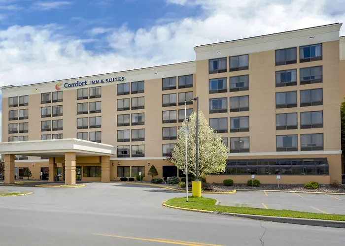 Comfort Inn & Suites Watertown - 1000 Islands