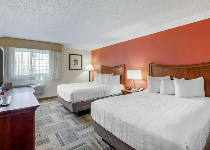 Best Western Plus Loveland Inn