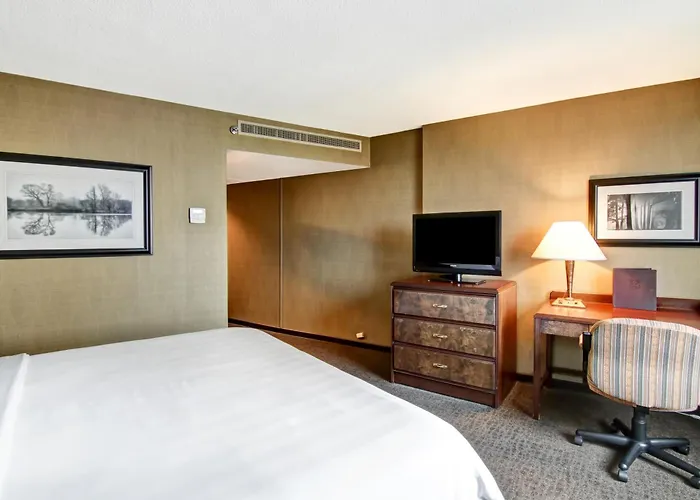 Chateau Lacombe Hotel