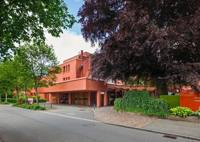 Ramada By Wyndham Baden Hotel Du Parc