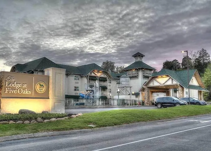 Lodge At Five Oaks Pigeon Forge - Sevierville