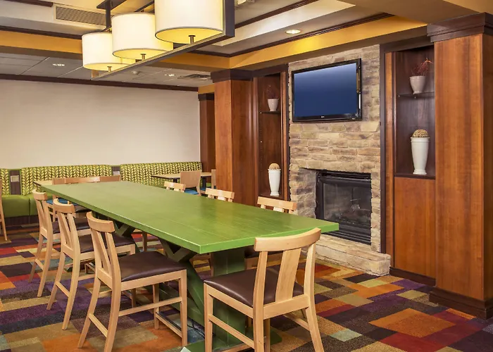 Fairfield Inn & Suites By Marriott Williamsburg