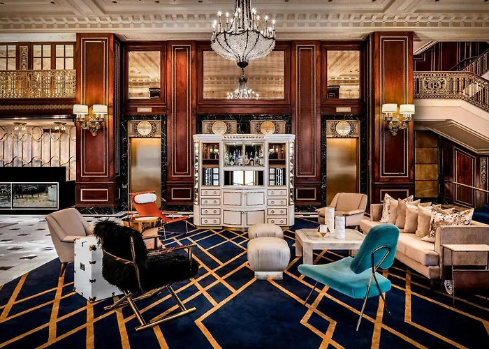 The Blackstone, Autograph Collection
