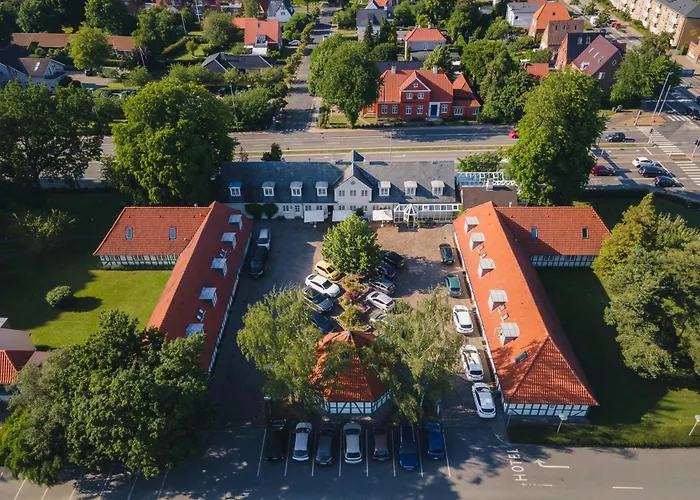 Knudsens Gaard