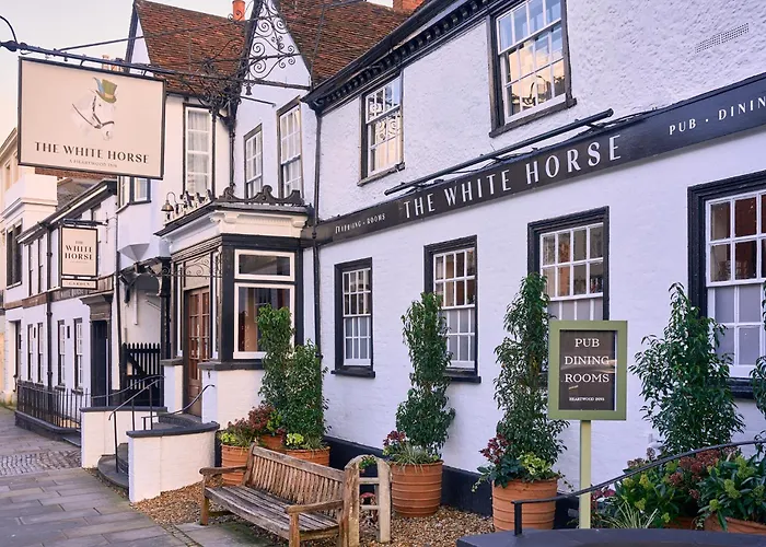 The White Horse - A Heartwood Inn