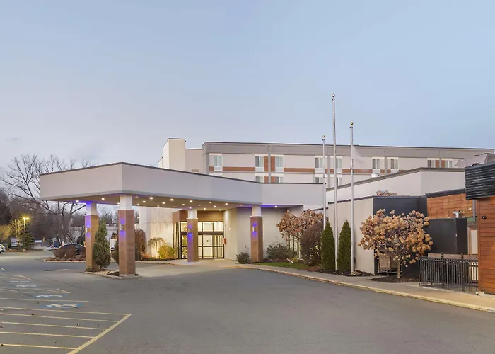 Best Western Plus New Englander