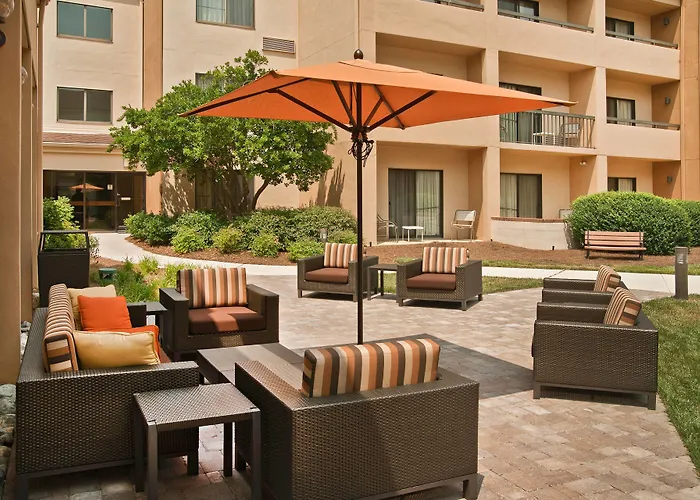 Courtyard Southpark