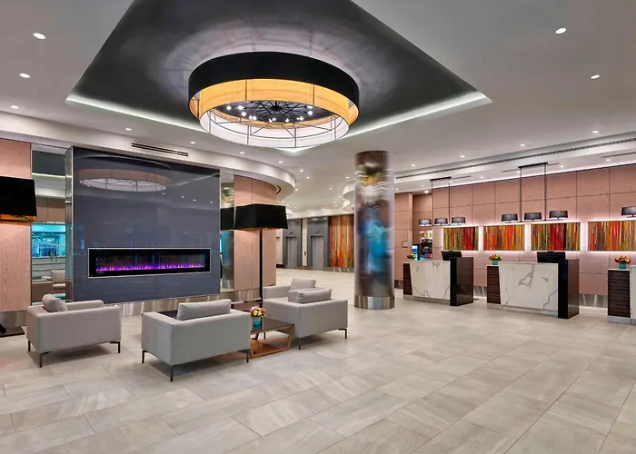 Delta Hotels By Marriott Edmonton Centre Suites