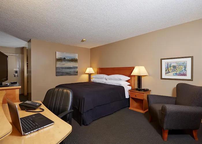 Royal Hotel Lloydminster