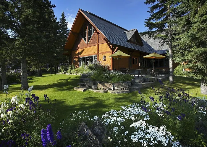 Buffalo Mountain Lodge Banff