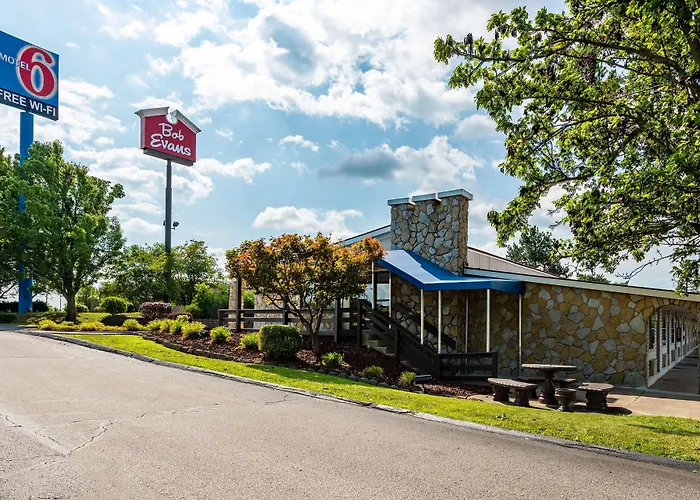Motel 6-Mansfield, Oh