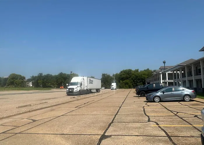 Super 8 By Wyndham Bossier City/Shreveport Area