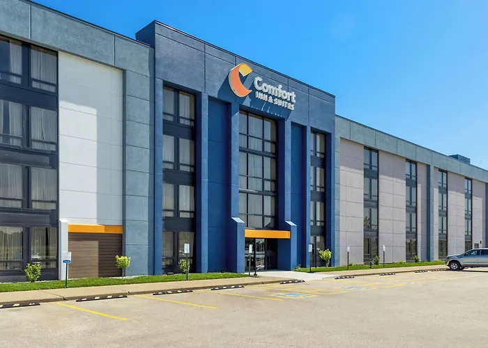 Comfort Inn & Suites Evansville Airport