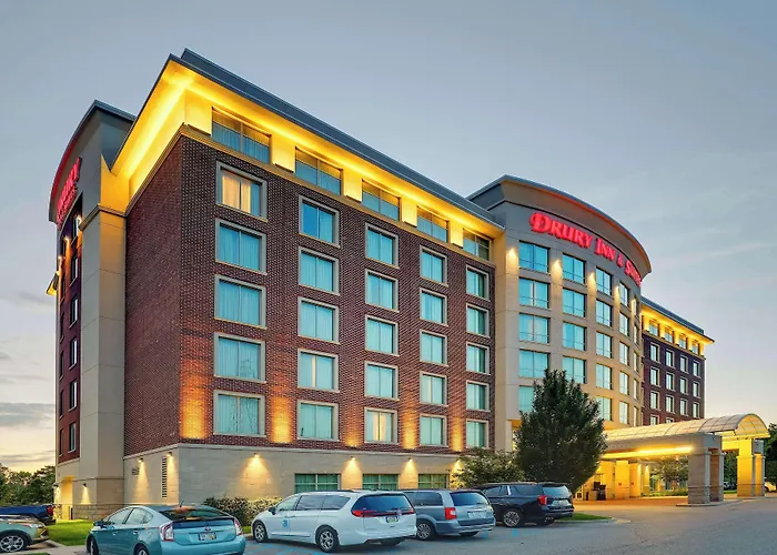 Drury Inn & Suites Grand Rapids