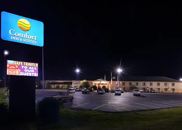 Comfort Inn & Suites Black River Falls I-94