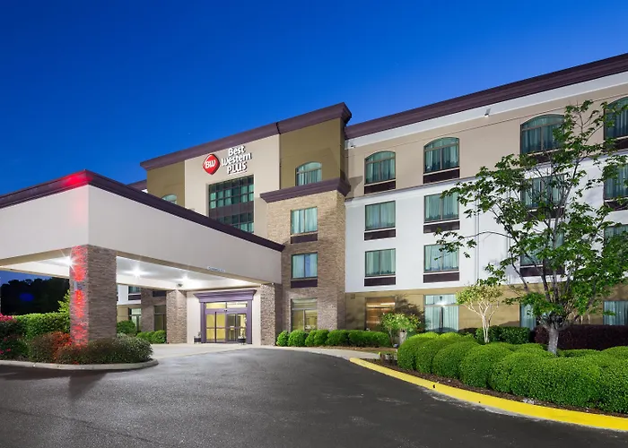 Best Western Plus Birmingham Inn & Suites
