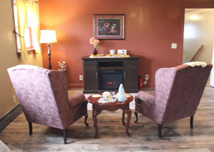 Moonlight Manor Bed & Breakfast