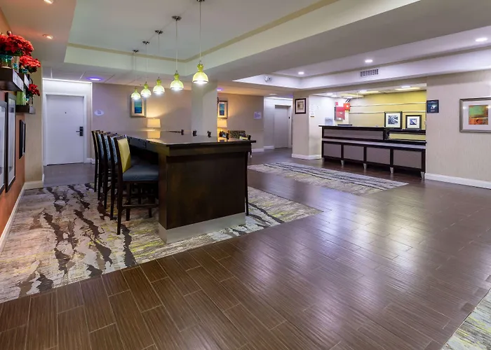 Baymont By Wyndham Saraland
