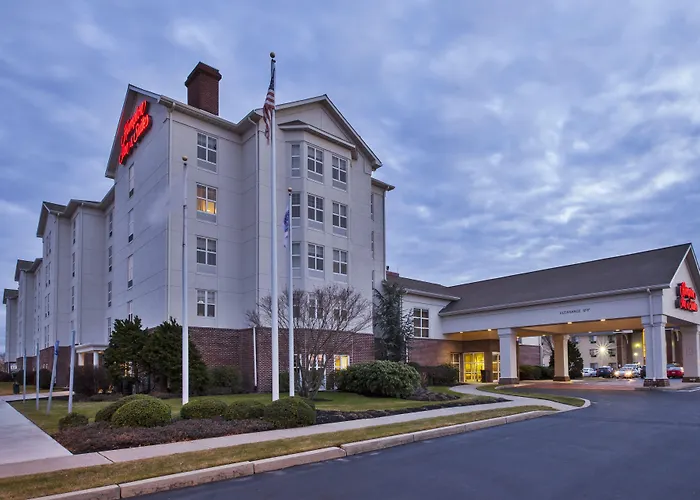 Hampton Inn & Suites Providence-Warwick Airport