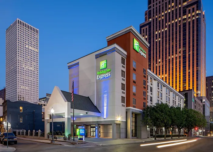 Holiday Inn Express Downtown By Ihg