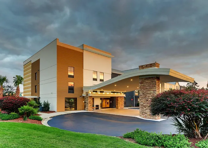 Fairfield Inn & Suites Southport