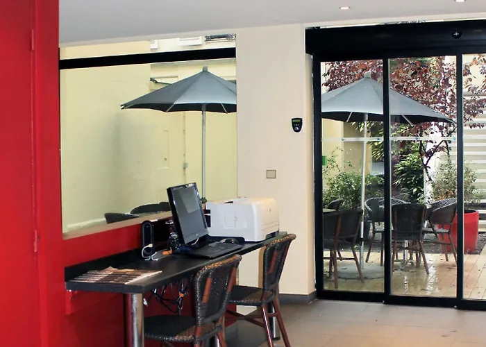 New Hotel Saint Lazare