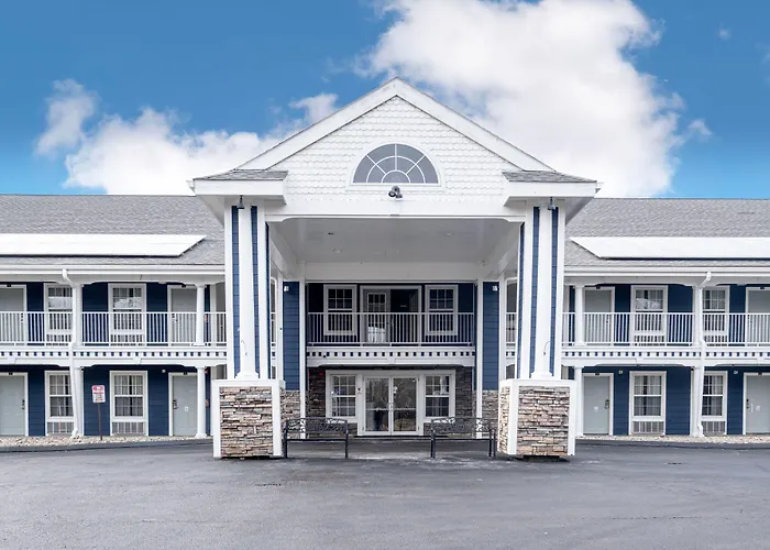 Hilltop Inn & Suites, Near Foxwoods Casino