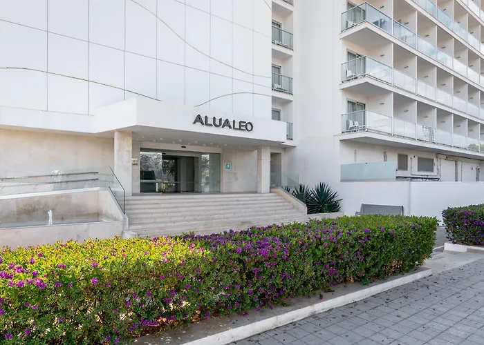 Alua Leo