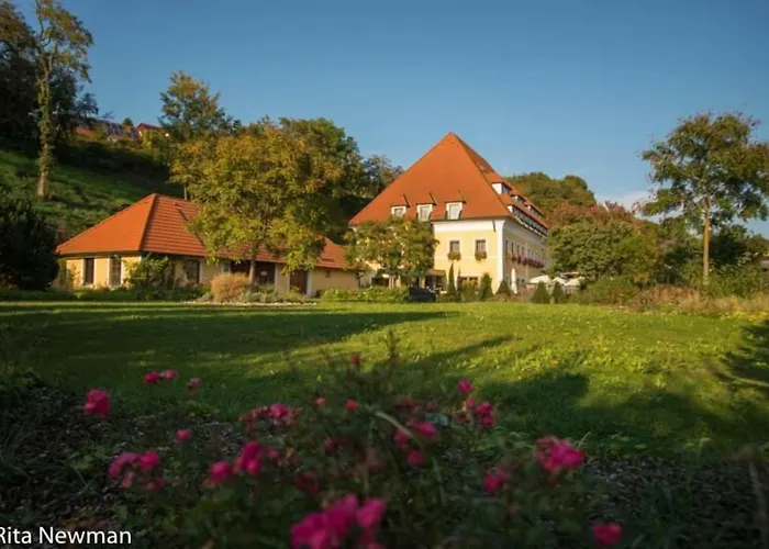 Landhotel Wachau - Hotel Garni Emmersdorf an der Donau