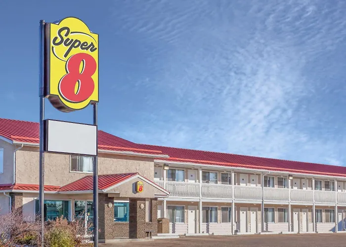 Super 8 By Wyndham Stettler