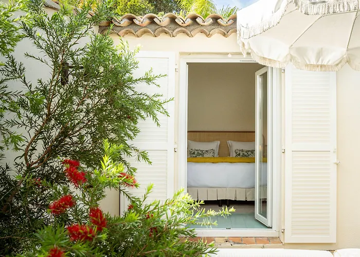 Hotel La Tartane Saint-Tropez