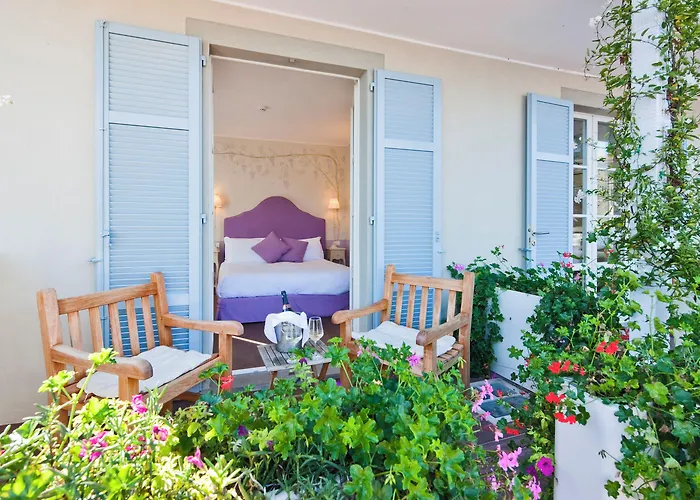 Hotel Villa Aurora Lezzeno