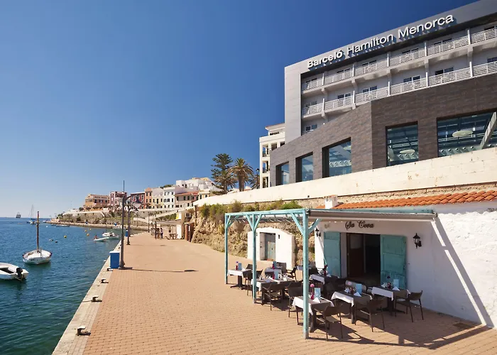Hotel Barcelo Hamilton Menorca - Adults Only à Es Castell 
