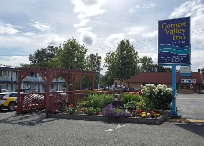 Comox Valley Inn & Suites