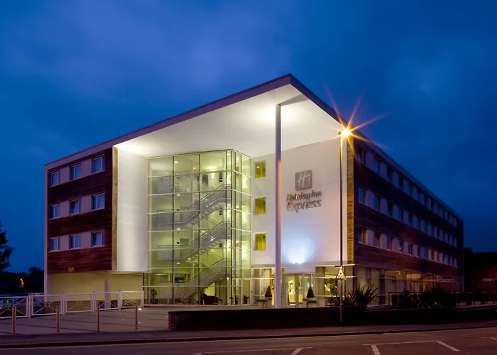 Holiday Inn Express, Racecourse By Ihg