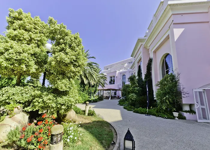Regency Tunis Hotel