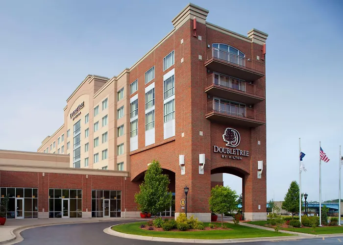 Doubletree By Hilton Bay City - Riverfront